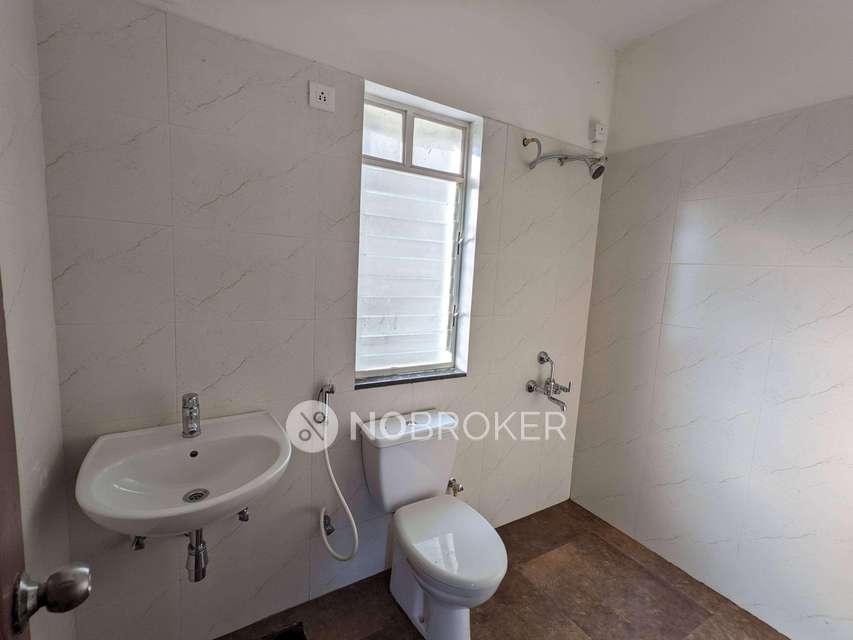 2 BHK Flat In The Lake District For Sale  In Kondhwa Budrukh