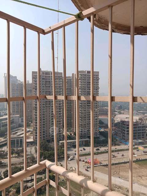 2 BHK Flat In Supertech Cape Town For Sale  In Sector 74