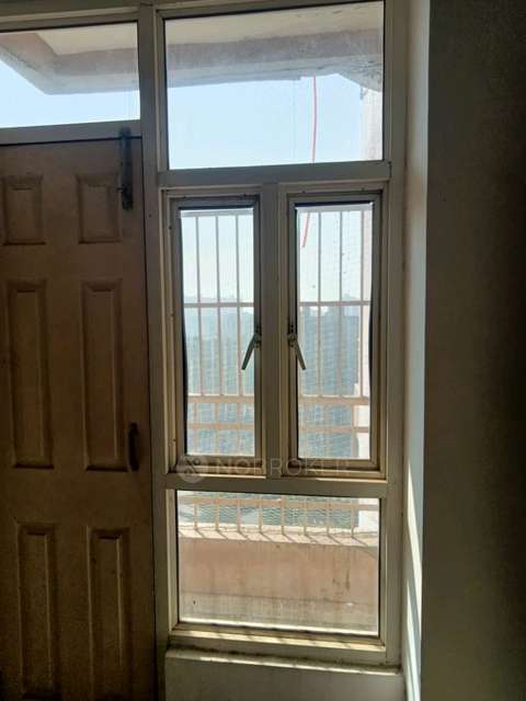 2 BHK Flat In Supertech Cape Town For Sale  In Sector 74