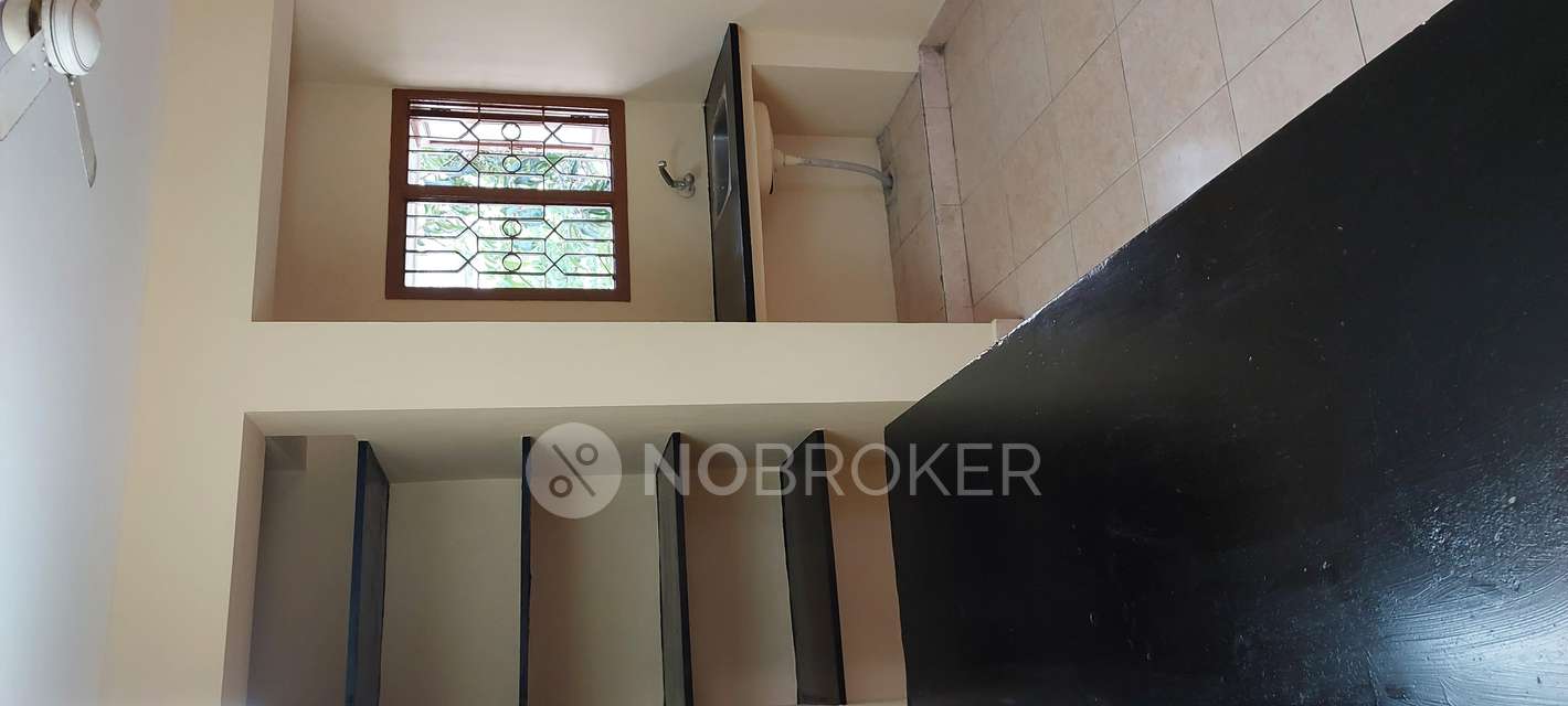 2 BHK Flat In   Nafar Rudhra For Sale  In Thiruvanmiyur