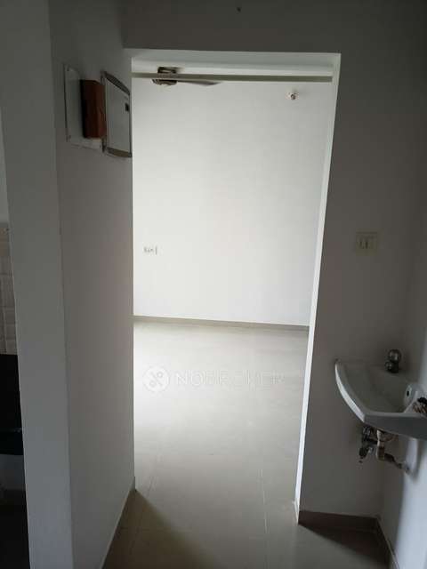 1 BHK Flat In Imperial Square For Sale  In Thane West
