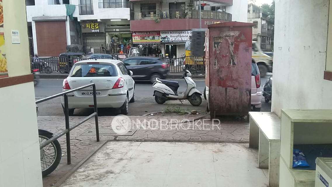 Shop in New Nana Peth, Pune for sale 