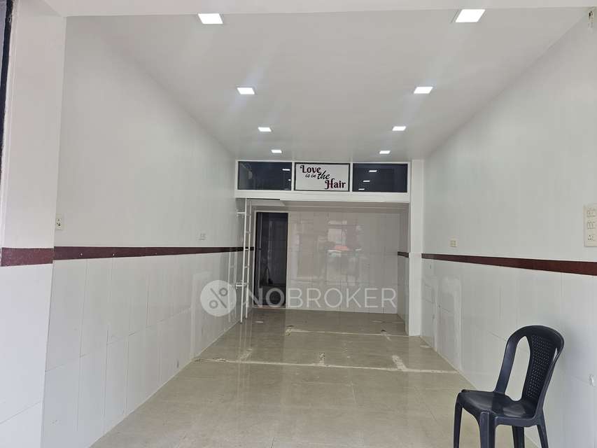 Shop in New Nana Peth, Pune for sale 