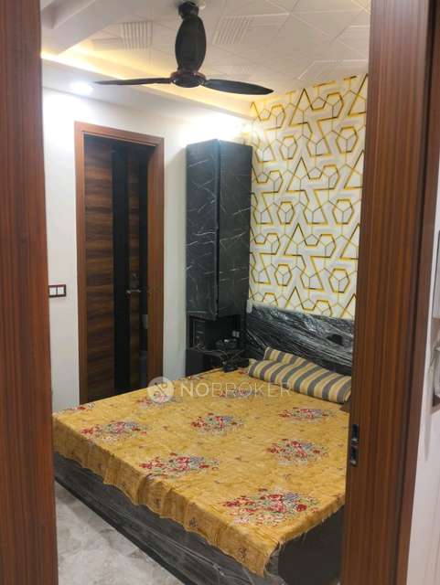 2 BHK Flat In Apartment For Sale  In Mohan Garden