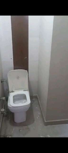 2 BHK Flat In Standalone Building  For Sale  In Uttam Nagar