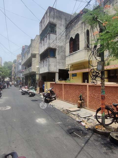 1 BHK Flat In Ss Apartments For Sale  In Royapettah