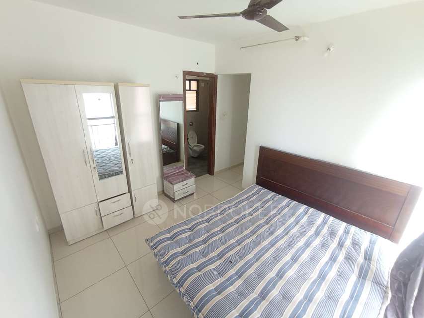 2 BHK Flat In Pride World City Kingsbury For Sale  In Charholi Budruk