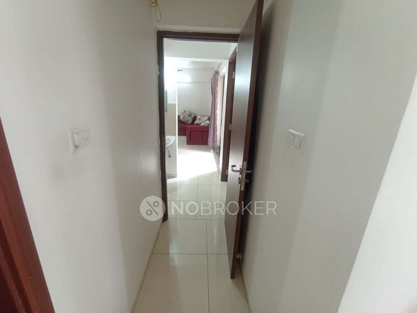 2 BHK Flat In Pride World City Kingsbury For Sale  In Charholi Budruk