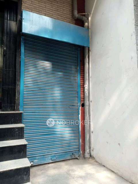 Office Space in Shakarpur, Delhi for sale 