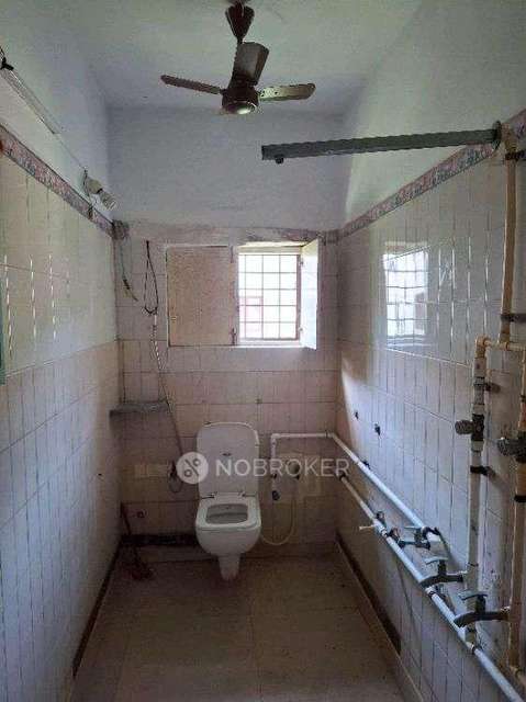 3 BHK Flat In Uds 1200 For Sale  In Shenoy Nagar