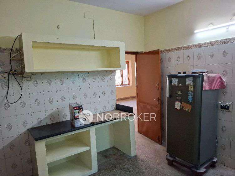 3 BHK Flat In Uds 1200 For Sale  In Shenoy Nagar