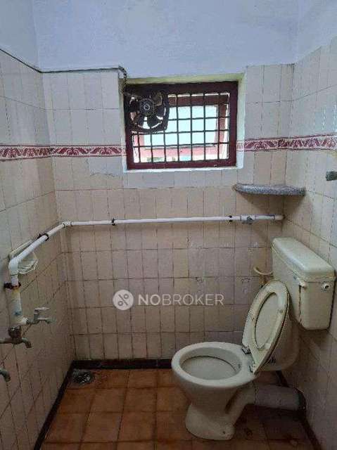 3 BHK Flat In Uds 1200 For Sale  In Shenoy Nagar