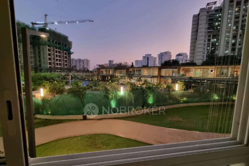 Office Space in Kandivali West, Mumbai for sale 