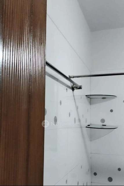 2 BHK Flat In Shreeji Urban For Sale  In Bandra East