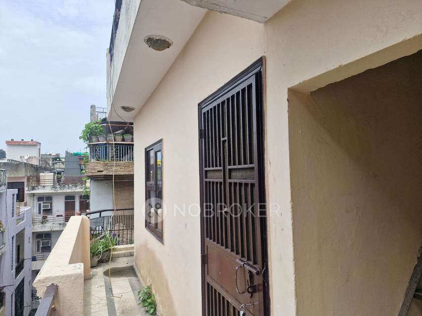 2 BHK Flat In Standalone Building  for Rent  In Mahavir Nagar