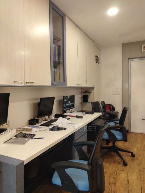 1 BHK Flat In Hilla Heights For Sale  In Grant Road East