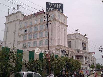 Showroom in Raj Nagar Extension, Ghaziabad for Rent 