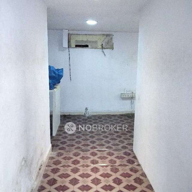 Shop in Dadar West, Mumbai for sale 