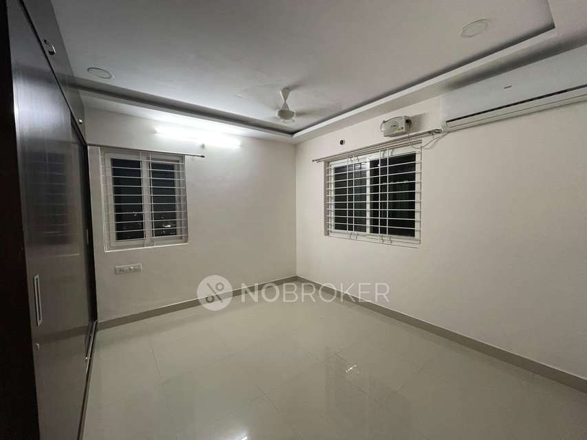 3 BHK Flat In Prajay Mega Polis For Sale  In Hitec City