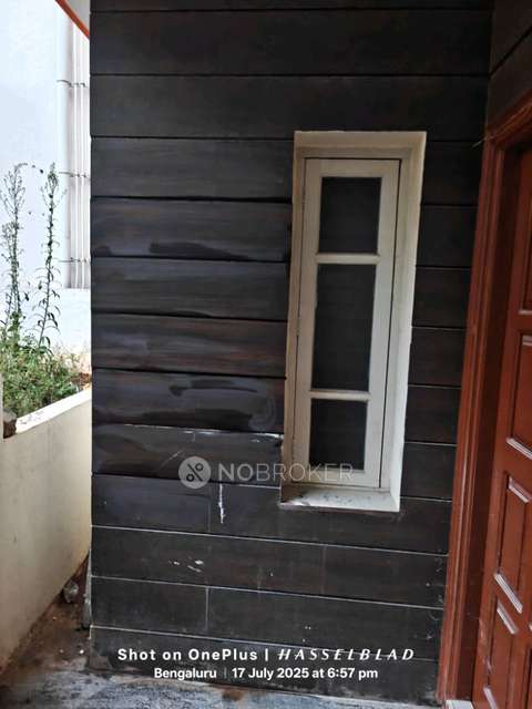 2 BHK Flat In Bharat Nagar for Rent  In Bharat Nagar