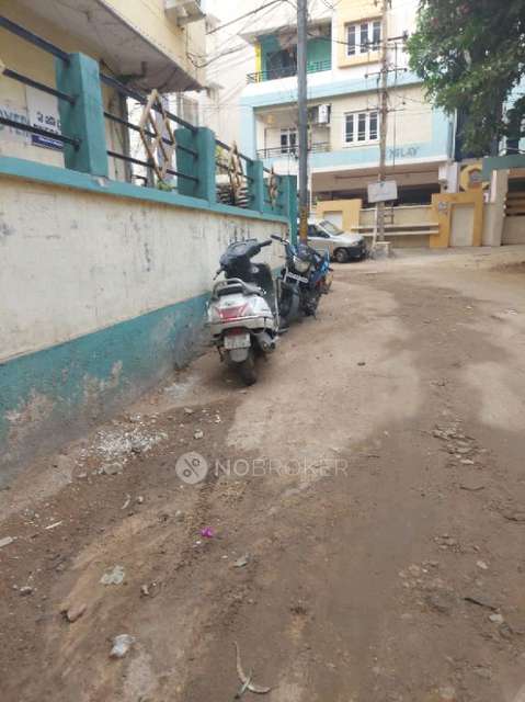 3 BHK Flat In Srujana Apartment  For Sale  In Himayatnagar