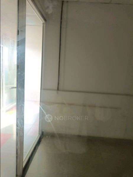 Shop in Sector 4, Greater Noida for Rent 