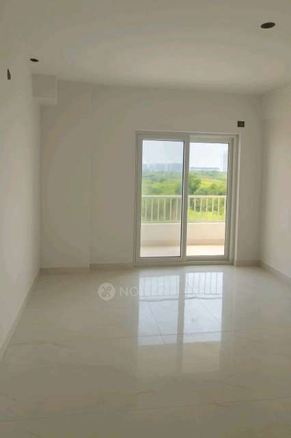 2 BHK Flat In Varaahi Lakeview 1  For Sale  In Talaghattapura