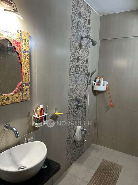 2 BHK Flat In Milan Meghdoot Residency For Sale  In Vile Parle East