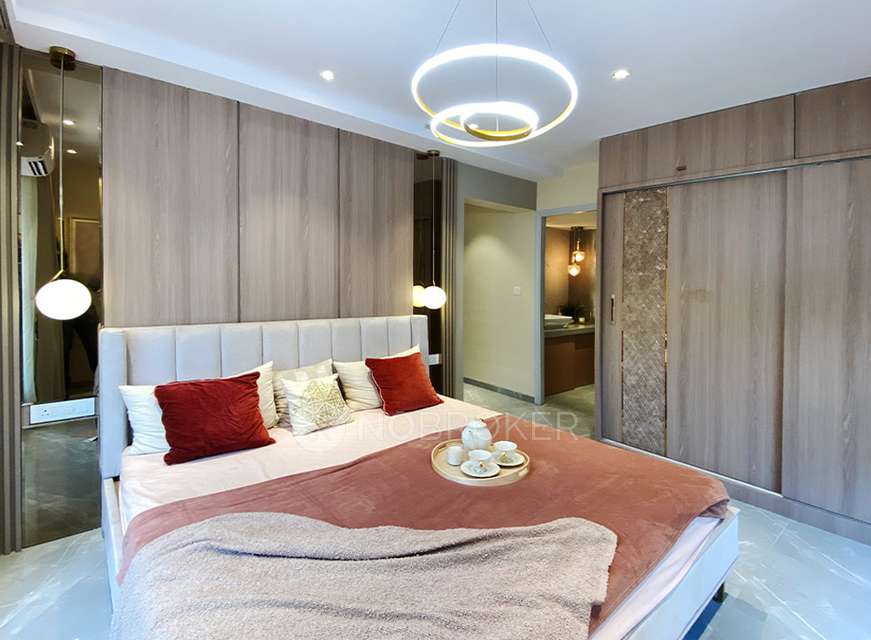 4 BHK Flat In Hubtown Seasons For Sale  In Chembur