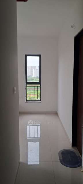 2 BHK Flat In Shapoorji Paloonji Sensorium for Rent  In Hinjewadi