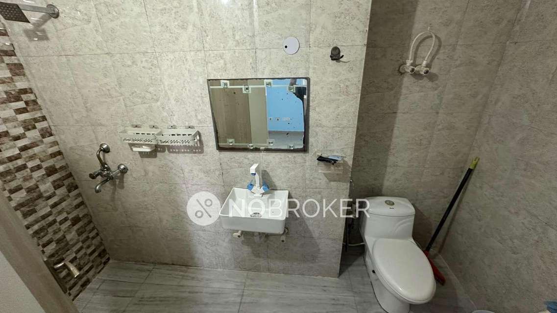 3 BHK Flat In Silvernest Appartment For Sale  In Dwarka &#40;sector 16b&#41;
