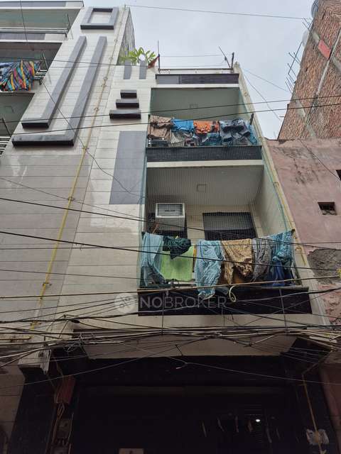 4+ BHK House For Sale  In  Razapur Khurd