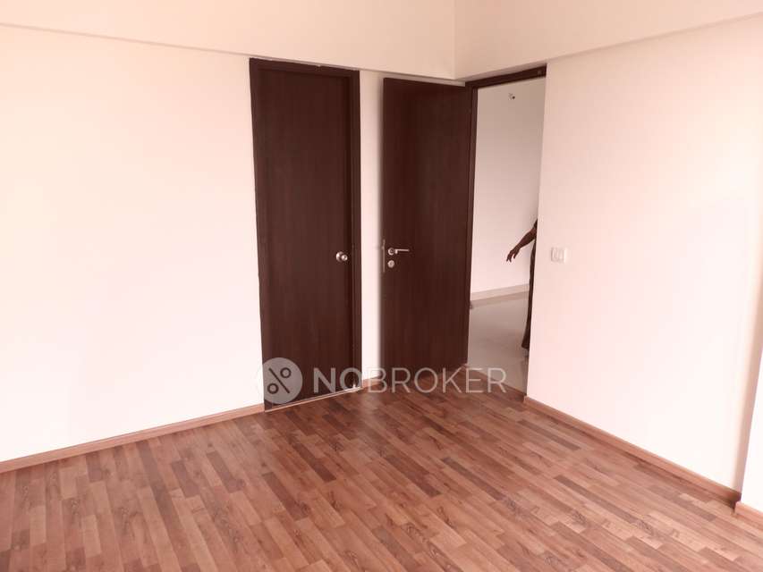 2 BHK Flat In Wadhwa Solitaire For Sale  In Dhokali