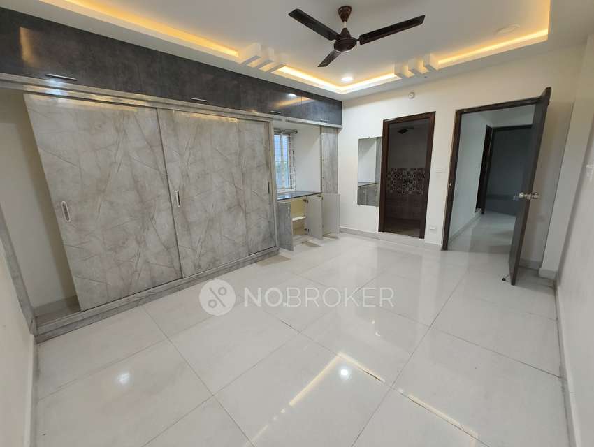 3 BHK Flat In Sb for Rent  In Gajularamaram