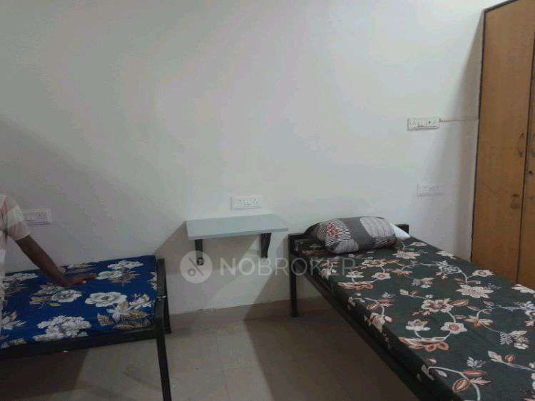 PG for Girls in Shantinagar 