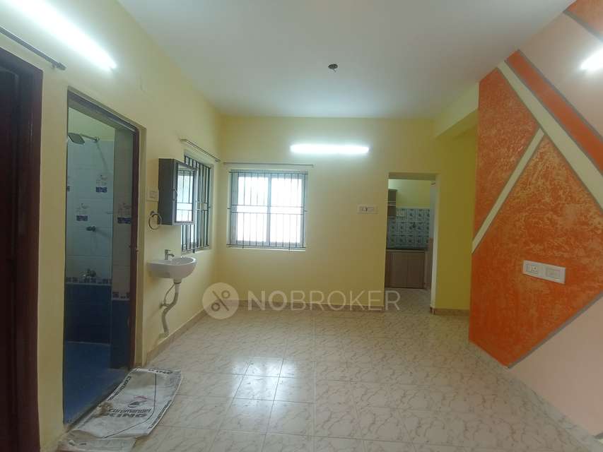 2 BHK Flat In Ss Amulya For Sale  In Kolathur