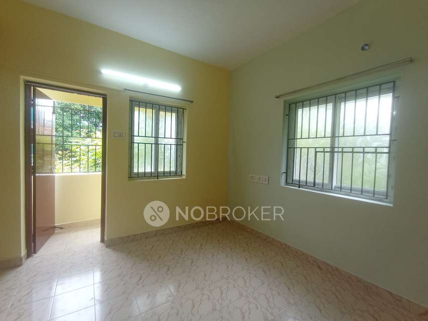 2 BHK Flat In Ss Amulya For Sale  In Kolathur