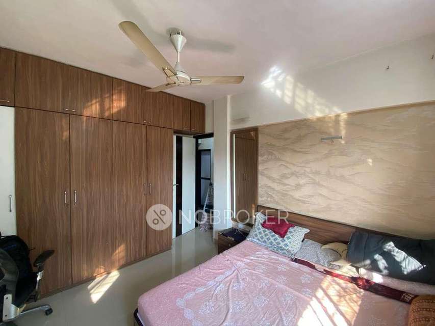 2 BHK Flat In New Life Chs For Sale  In Sector 1