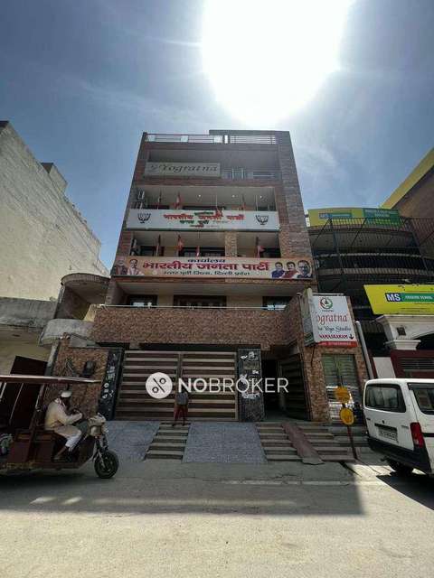 3 BHK Flat For Sale  In Shahdara