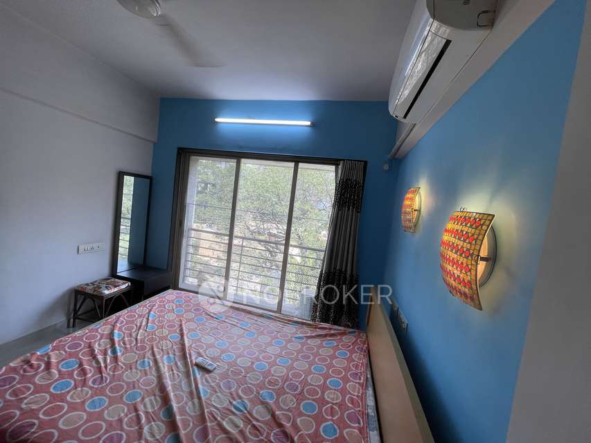 1 BHK Flat In Arihant Tower For Sale  In Santacruz East