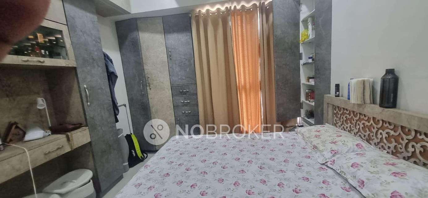 1 BHK Flat In Lodha Amara, Thane For Sale  In Thane