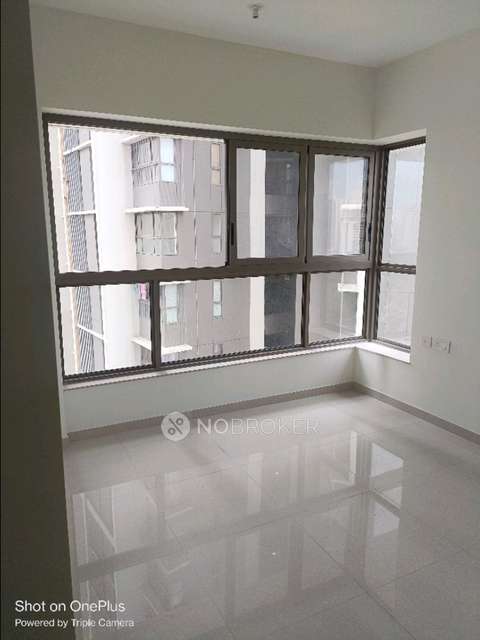 2 BHK Flat In Kalpataru Paramount For Sale  In Thane