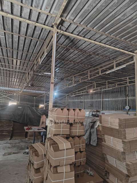 Godown/Warehouse in Theeyam Pakkam, Government Primary School, Chennai for sale 