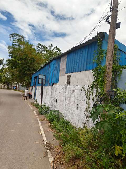 Godown/Warehouse in Theeyam Pakkam, Government Primary School, Chennai for sale 