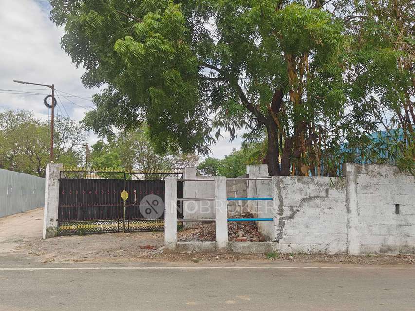 Godown/Warehouse in Theeyam Pakkam, Government Primary School, Chennai for sale 