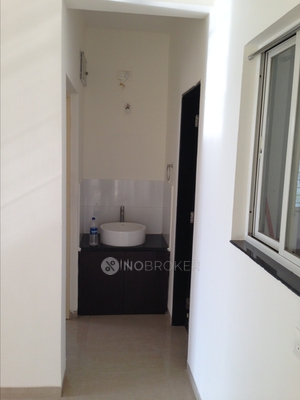 3 BHK Flat In Yashada Splendid Square, Lohegaon for Rent In Lohegaon