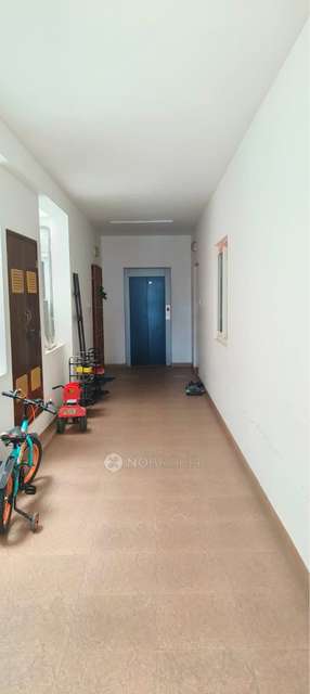 2 BHK Flat In Stepsstone Prasanas Apartment For Sale  In Ottiambakkam