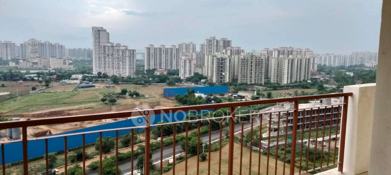4 BHK Flat In Spaze Privvy The Address, Sector 93 For Sale  In Sector 93