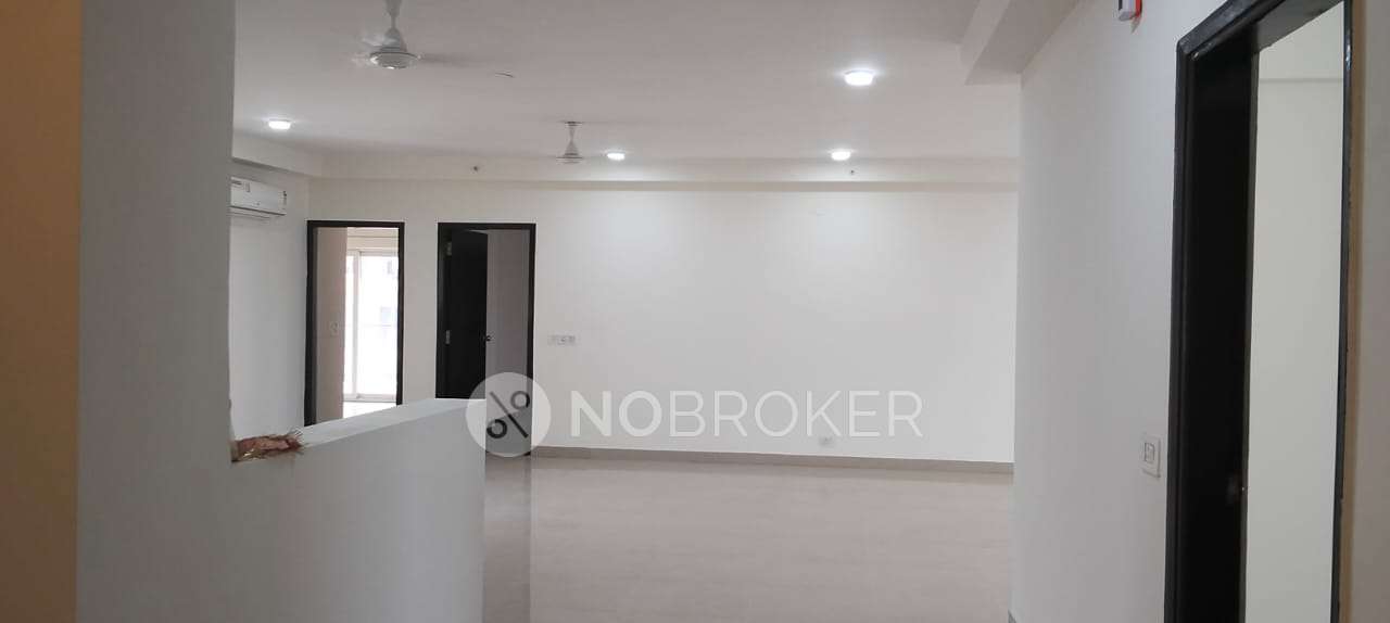 4 BHK Flat In Spaze Privvy The Address, Sector 93 For Sale  In Sector 93