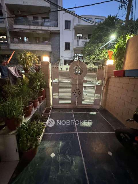 3 BHK House For Sale  In Pitampura